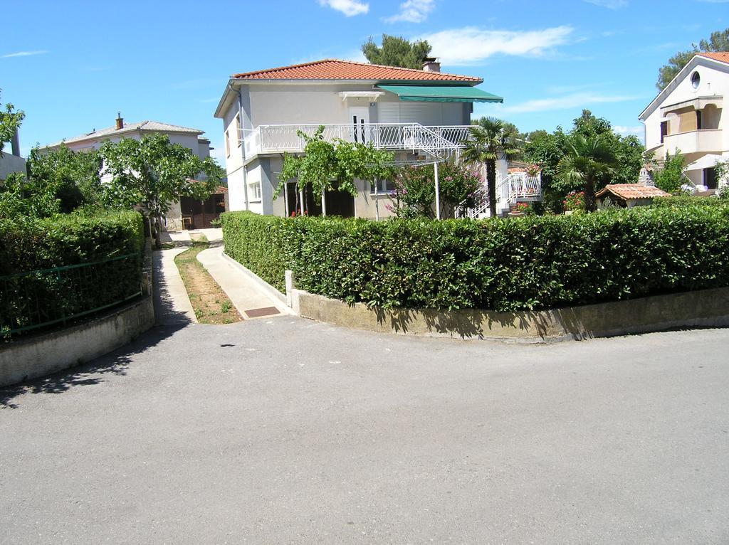 Apartman Vera Krk Town Extérieur photo